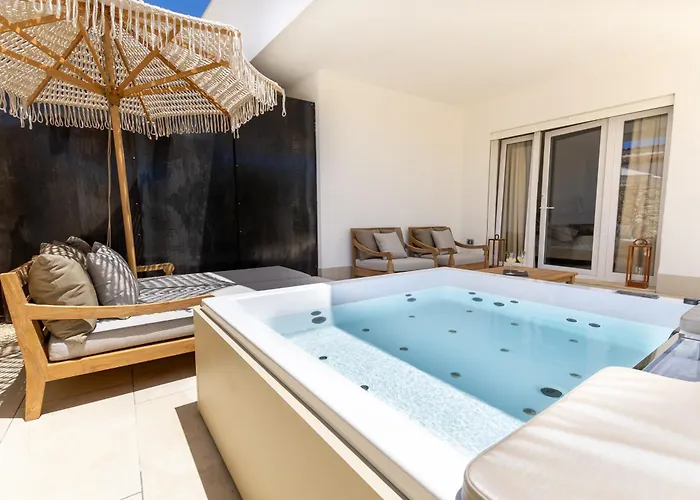 Casa de hóspedes Cala Coralli 3*