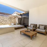 Cala Coralli Konukevi 3*