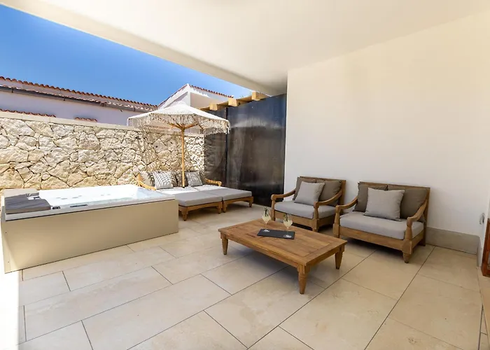 Cala Coralli Pensionat 3*